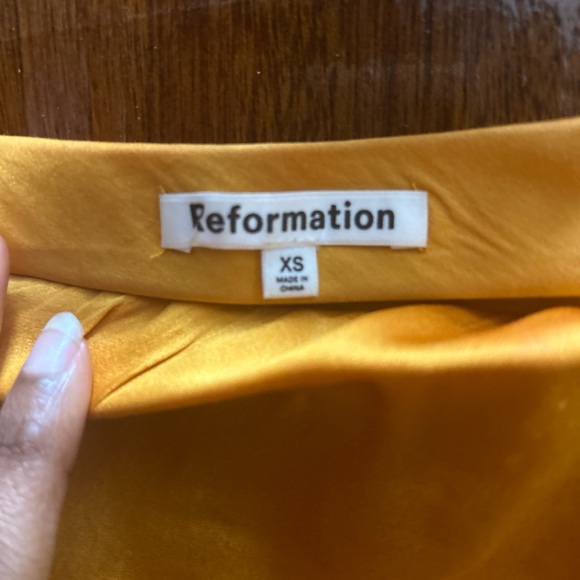 Reformation Spritz silk top
Worn only once. 
Looks completely new - Picture 3 of 3